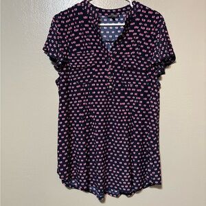 Ava & Grace Black Flowy Short Sleeve Blouse with a Dot Pattern Size 1X